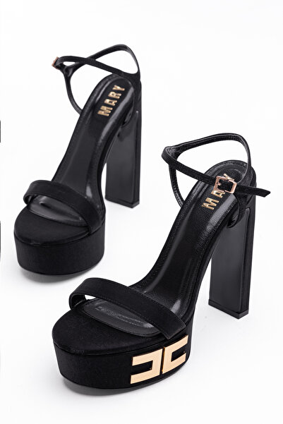 Tasarım حذاء نسائي بكعب عالٍ من Huceste مع حزام للكاحل وكعب منصة