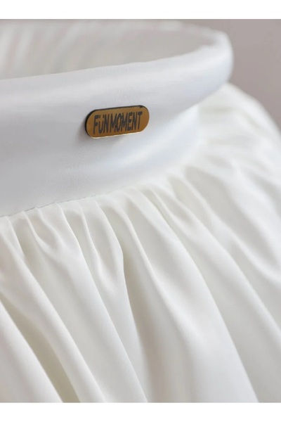 Fun Moment Moses Basket Baby Crib with Mosquito Net and Rocking Stand White