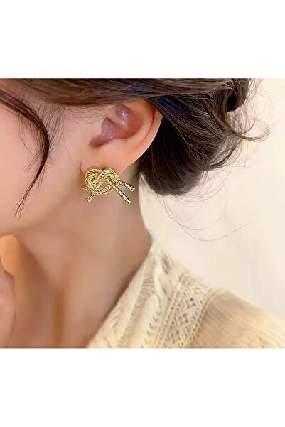 BY YASİN TOPÇU Hande Erçel Küpesi -gold