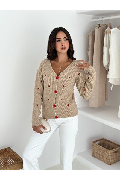 b buhari bykoc Soft Textured Heart Buttoned Cardigan
