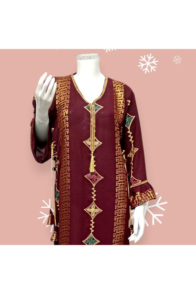 SERENE Comfortable embroidered jalabiya with a luxurious belt tie, decorated with lavish embroidery and colorful geometric shapes. Elegant design.
