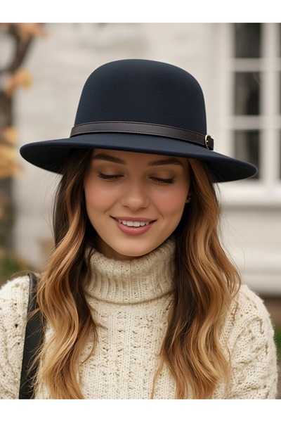 LAGRANZE قبعة فيدورا كلاسيكية من اللباد – بإبزيم جلدي