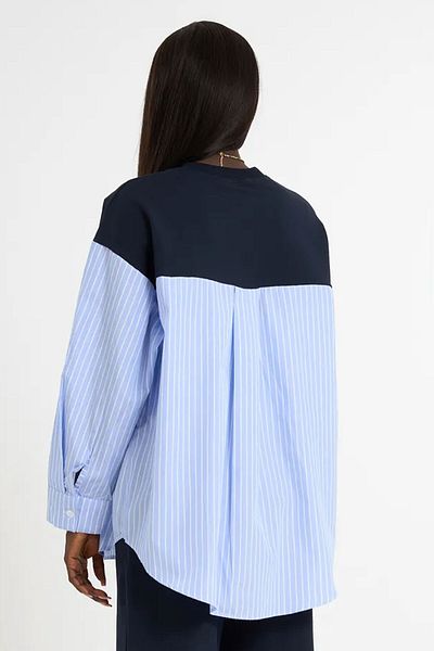 HANIQA Garnished Sweatshirt