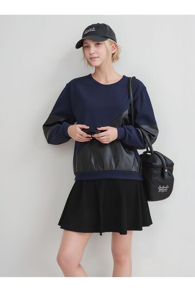 DEVRİMAY TEKSTİL Women's Leather Detailed Sweathirt