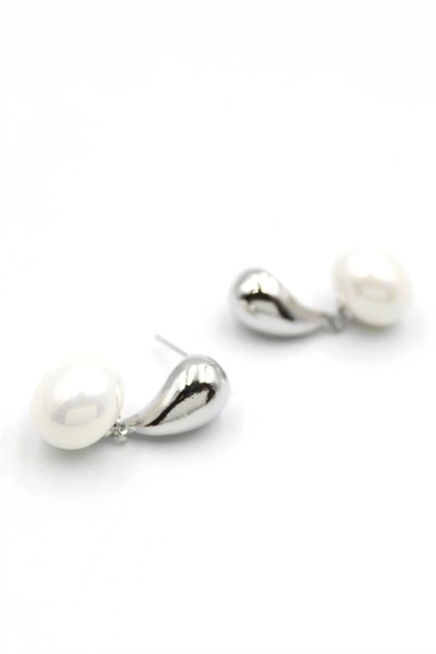 No8 Home Pearl Earrings - Silver