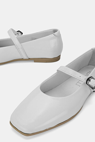 TUNAELLİ Women's White Patent Leather Genuine Natural Leather 36-41 Number Buckle Banded Ballet Ballet