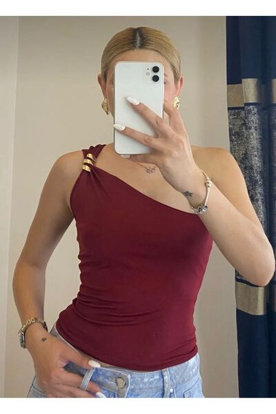 BİGÜMEX Gold Accessory Buckle One Shoulder Asymmetric Collar Blouse