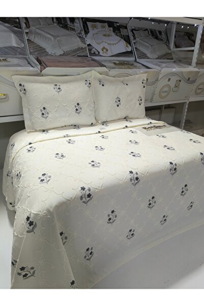 ESTİMA Aslan Tekstil Mürvet Yapraklı Nakışlı Çift Kişilik Pike Örtü 3 Parça Yatak Örtüsü