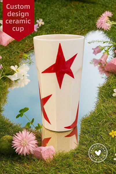 Mim and More كوب سيراميك مصنوع يدويًا بنمط النجمة الحمراء - تصميم خاص