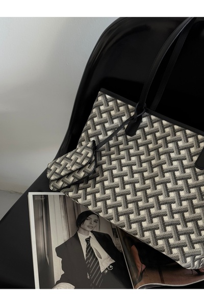 ALTUDA Torry Women's Shoulder Bag - Wallet Detailed