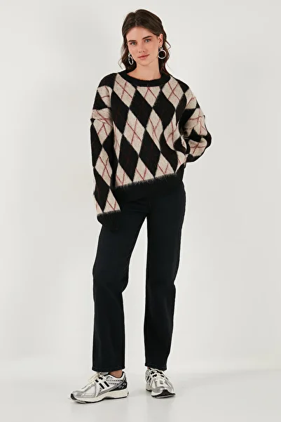 Lela Oversize Fit Crew Neck Argyle Pattern Soft Texture Pullover Sweatshirt 4616223