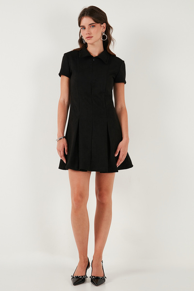 Lela Ρούχο με κανονική εφαρμογή με φερμουάρ, κοντό μανίκι, πλισέ σουέτ φόρεμα 5866438