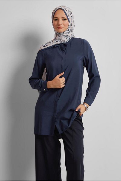 Alvina Tunic with Clip Detail 45674