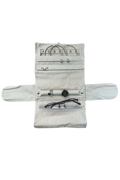 STAND MARKET Velvet Jewelry and Jewellery Travel Roll Organizer – Cream 35X20 cm