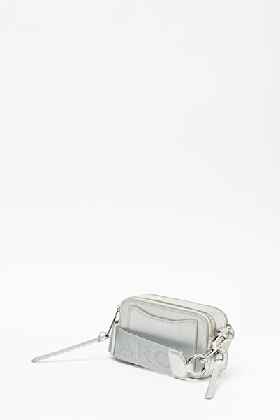 Marc Jacobs Geantă crossbody din piele Snapshot - Argintiu