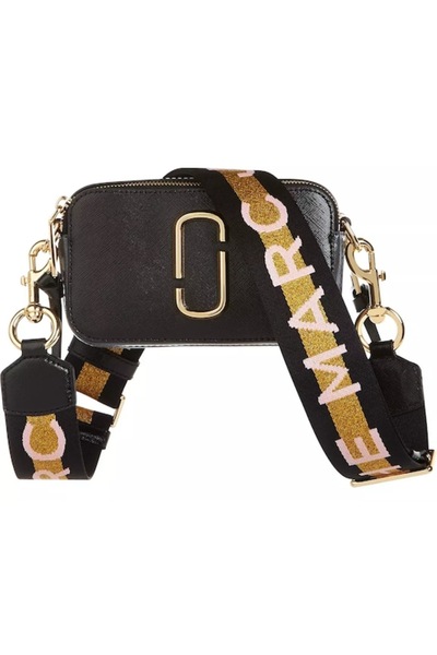 Marc Jacobs Geantă crossbody Marc Jacobs, model Snapshot, piele, negru/auriu