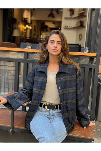 Retrobird Design Brooklyn Bomber Jacket Women Navy Blue