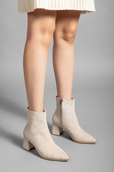 camaiore Women's Beige Milk Plain Heeled Boots