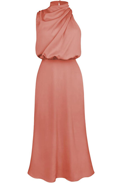 OEM Elegant long satin dress, sleeveless, peach cream, size S
