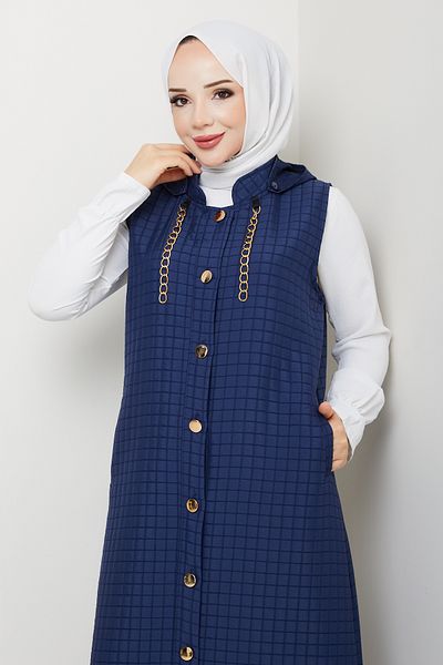 Pamuk Butik Women's Plus Size Gold Detailed Pocketed Quilted Vest
