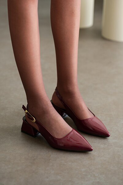 Savves Women's Burgundy Patent Leather Strappy Low Heel Shoes