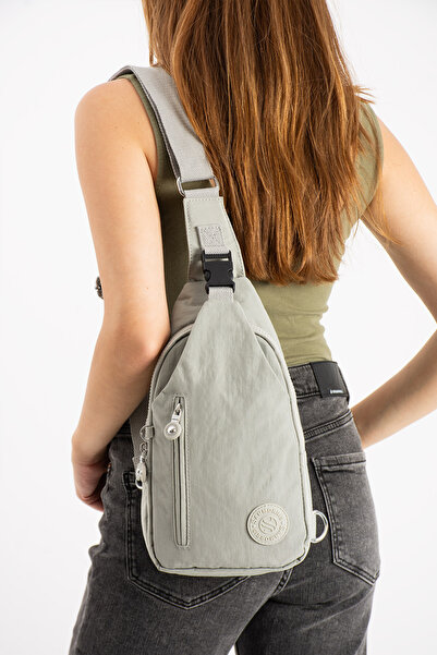 Çanta Trend Women's Crinkle Fabric Water Resistant Cross Strap Light Gray Colored Bag