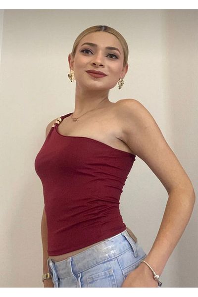 BİGÜMEX Gold Accessory Buckle One Shoulder Asymmetric Collar Blouse