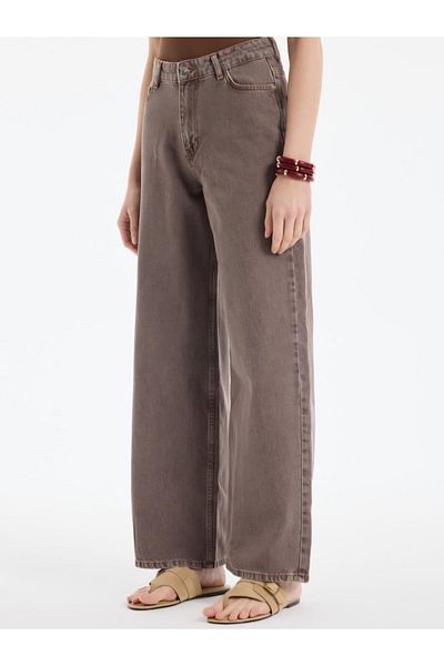 Quzu Washed Detailed Loose Jeans Brown