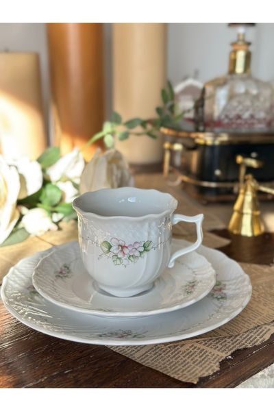 Bavaria Antika Alman Damgalı Beyaz Renkli Porselen Soft Çiçek Desenli Çay Boy...