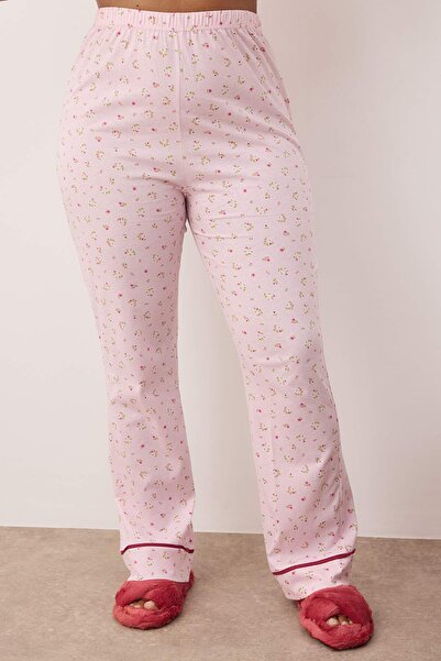 Trendyol Curve Pink Floral Patterned Baby Collar Knitted Pajamas Set Tbbaw26Ai00002