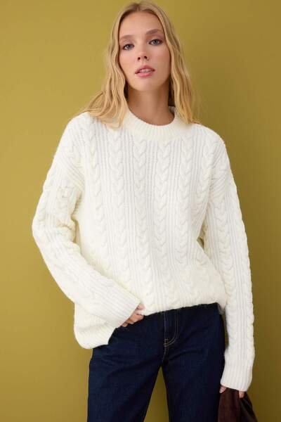 Trendyol Collection Bone Soft Texture Wide Mold Knitwear Sweater Twoaw26Kz00135