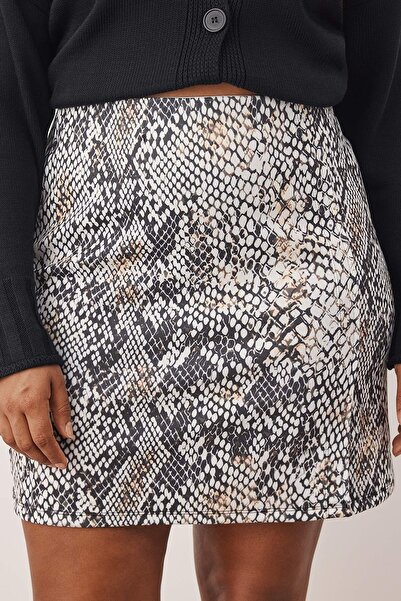 Trendyol Curve Πολύχρωμη μίνι πλεκτή φούστα με μοτίβο από δέρμα φιδιού με ψηλόμεσο σχισμή TBBAW26AZ00004
