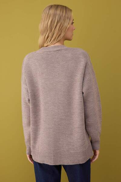 Trendyol Collection Mink Wide Fit Basic Knitwear Cardigan Twoaw26Hi00205