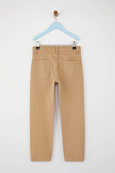 TRENDYOLKIDS Camel 100% βαμβακερό ελαστικό στη μέση ίσιο/βασικό υφαντό σχολικό παντελόνι για αγόρια TKDAW26PL00002