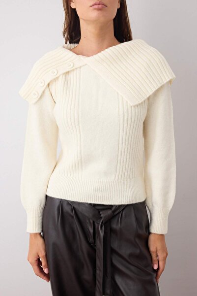 Trendyol Collection Ecru Soft Textured Turn-Down Collar Knitwear Sweater Twoaw26Kz00024