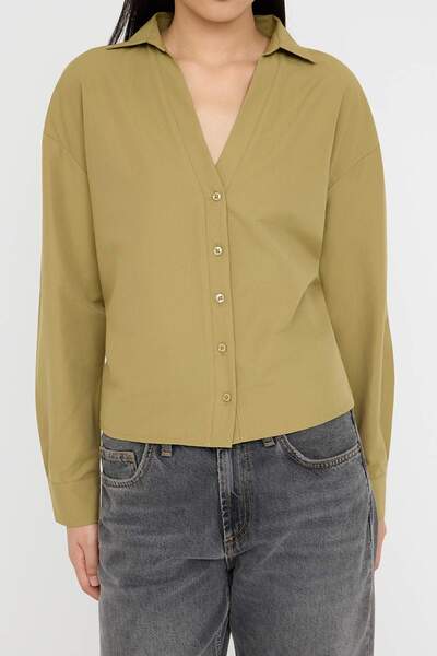 Trendyol Collection Teen Back Drawstring Detailed Lightweight Crop Khaki Shirt Twoaw26Go00040