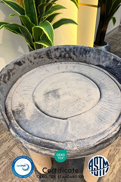 Pet Dreams Nando Luxury Cat - Scratching and Rest Area