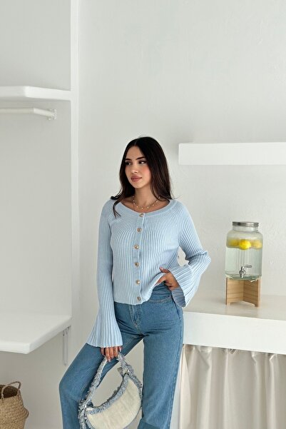 Noi Belis Španělský pletený kardigan s lodičkovým výstřihem AW25HI0003