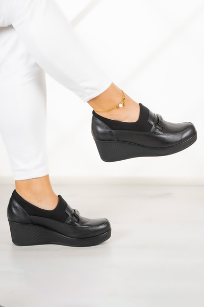 Erkan Saçmacı كاثرين جلد طبيعي أسود - حذاء كاجوال بكعب عريض قابل للتمدد