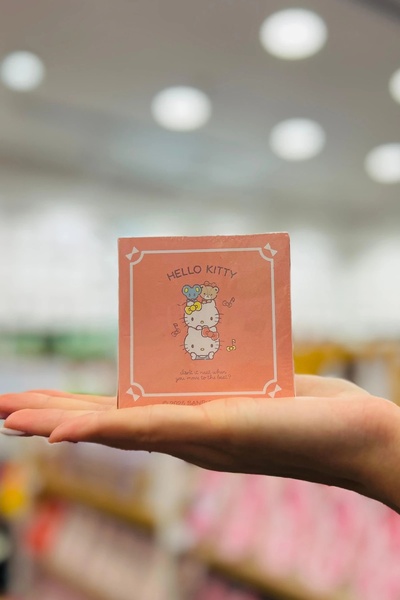 Miniso Sanrio Lisanslı Not Kağıdı - Hello Kitty (250 Yaprak)