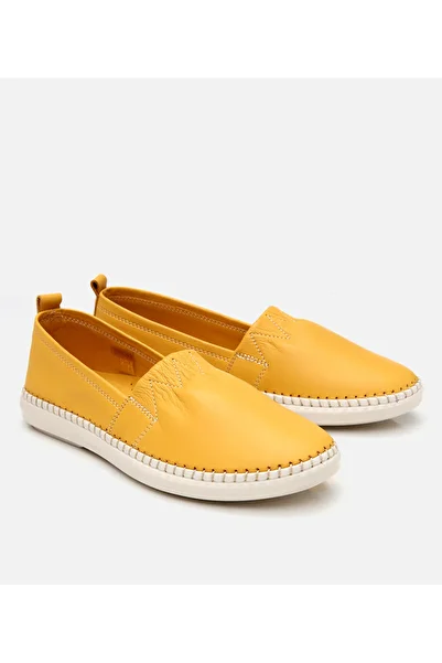 Hotiç Women's Leather Yellow Ultra Flexible Sole Comfort Shoes