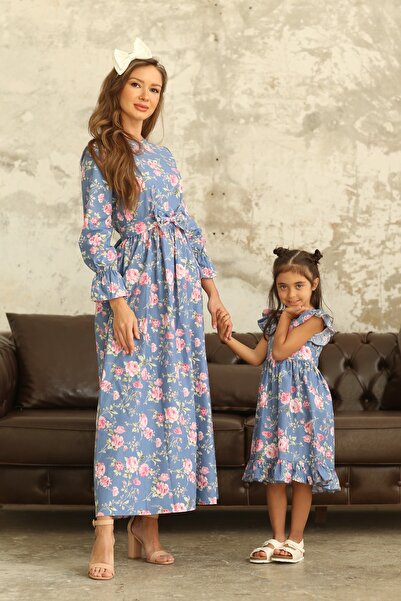 KÜÇÜĞÜM BUTİK Hijab Combinație de mamă-fiică cu șnur în talie cu trandafiri albastru-roz (Vândut singur)