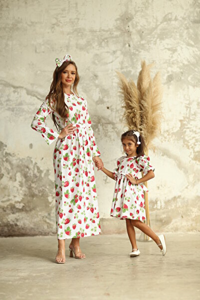 KÜÇÜĞÜM BUTİK Eper mintás hidzsáb anya és gyermek kombinációja - húzózsinór a derékból és a kiegészítő kosárból