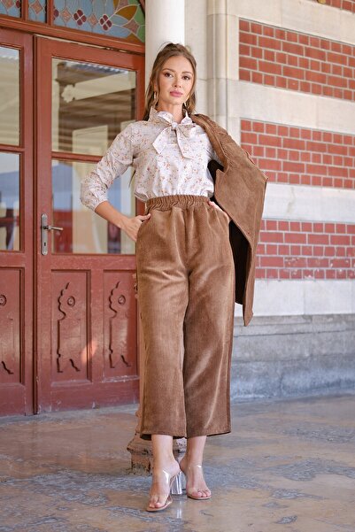 KÜÇÜĞÜM BUTİK Κρεμ μπλούζα με λαιμόκοψη καφέ φλοράλ ποπλίνα