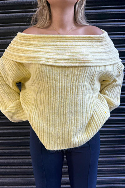 thesunfyre Women's New Season Madonna Collar Ribbed Oversize Tiriko Sweater