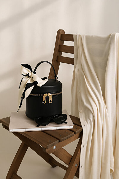 NOTHING Women's Black Box Cross Strap Hand and Shoulder Bag Reborn