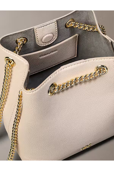 Calvin Klein MINIMAL MONOGRAM CHAIN BUCKET BA Omuz Çantası