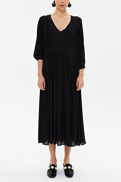 SOCIETA Siyah V yaka büzgülü bol kesim midi elbise 92479