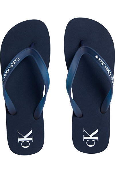 Calvin Klein صندل شاطئ شفاف من مادة TPU