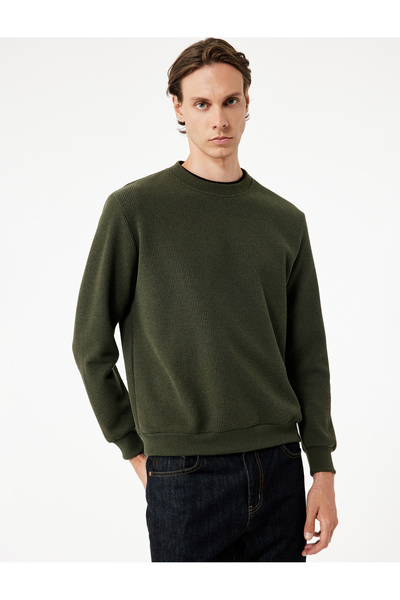 Koton Textured Long Sleeve Basic Crew Neck Sweatshirt